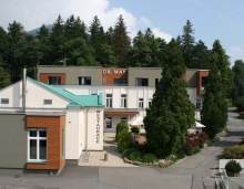 Restaurace s LD dr. Maye